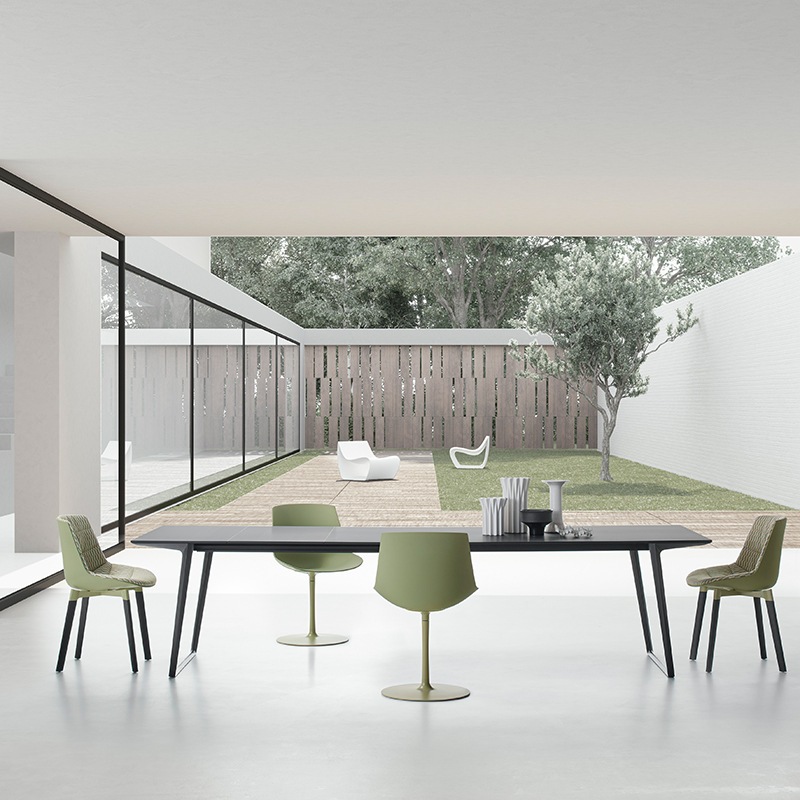 MDF Italia AXY Outdoor Tisch